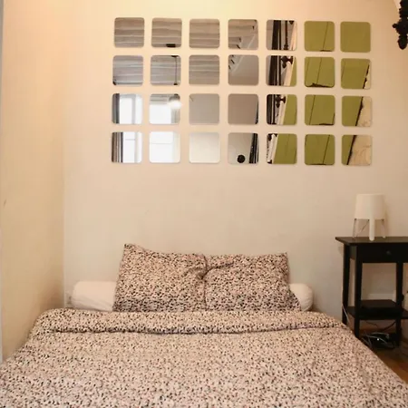 Charming Duplex Near Montmartre Appartamento *